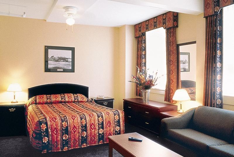 Howard Johnson By Wyndham Vancouver Downtown المظهر الخارجي الصورة
